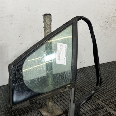 Custode avant gauche (porte) PEUGEOT 308 1