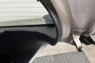 Malle/Hayon arriere PEUGEOT 308 1