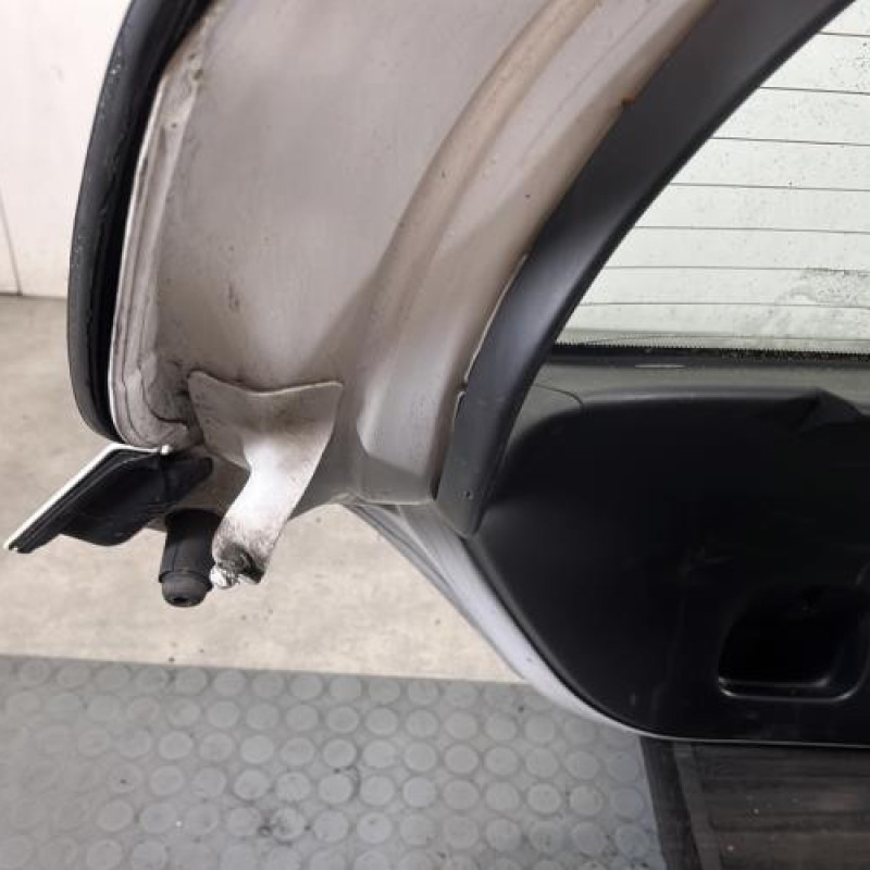 Malle/Hayon arriere PEUGEOT 308 1 Photo n°15