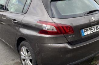 Pare choc arriere PEUGEOT 308 2