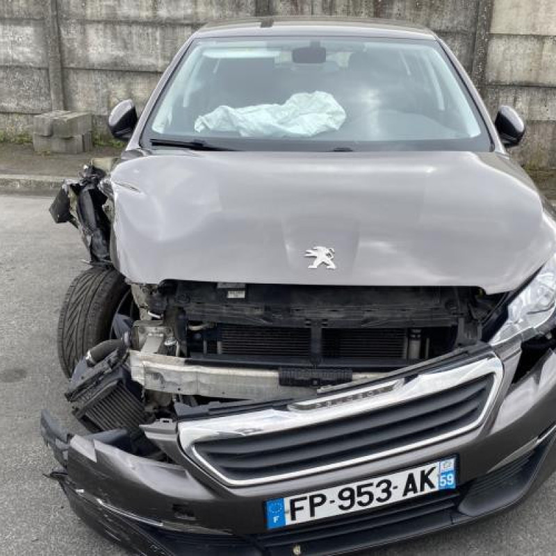 Pare choc arriere PEUGEOT 308 2 Photo n°17