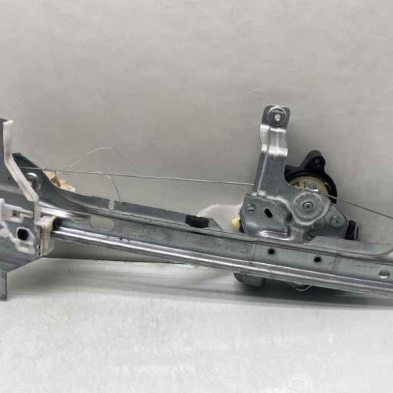 Leve vitre electrique arriere droit PEUGEOT 5008 1 Photo n°1