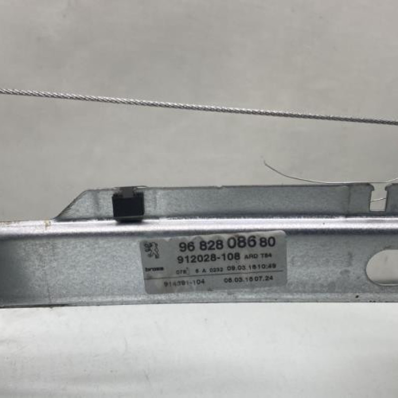 Leve vitre electrique arriere droit PEUGEOT 5008 1 Photo n°5