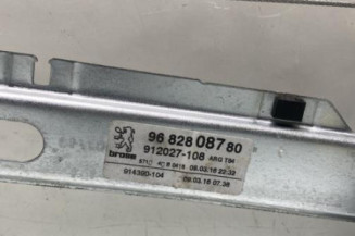 Leve vitre electrique arriere gauche PEUGEOT 5008 1