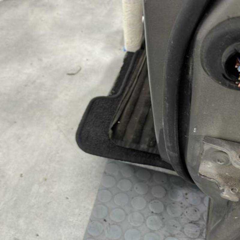Porte avant gauche PEUGEOT 308 2 Photo n°6