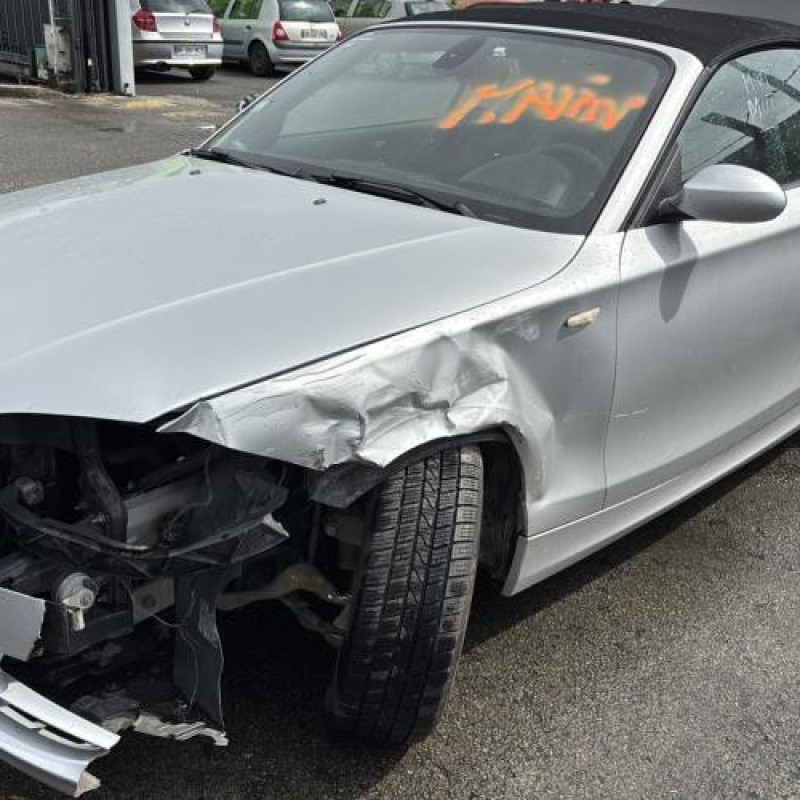 Porte avant droit BMW SERIE 1 E88 Photo n°18