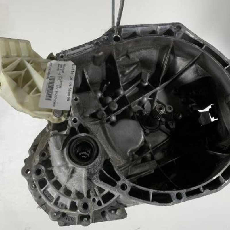 Boite de vitesses PEUGEOT 208 2 Photo n°1