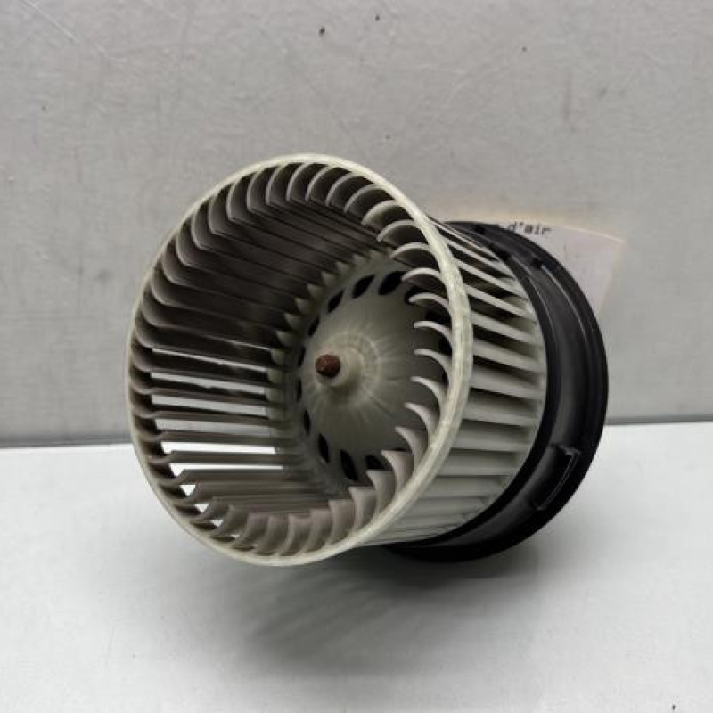 Pulseur d'air PEUGEOT 2008 2 Photo n°1