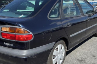 Porte avant droit RENAULT LAGUNA 1