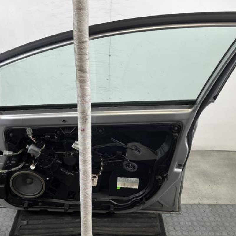 Porte avant droit FORD FIESTA 6 Photo n°6
