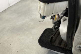 Porte avant gauche FORD FIESTA 6