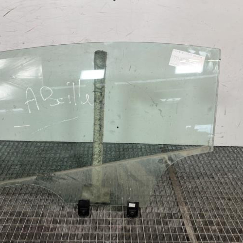 Vitre arriere gauche CITROEN C5 2 Photo n°1