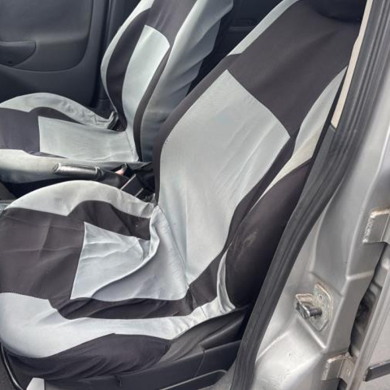 Trappe d'essence OPEL CORSA C Photo n°16