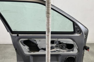 Porte avant gauche PEUGEOT 106