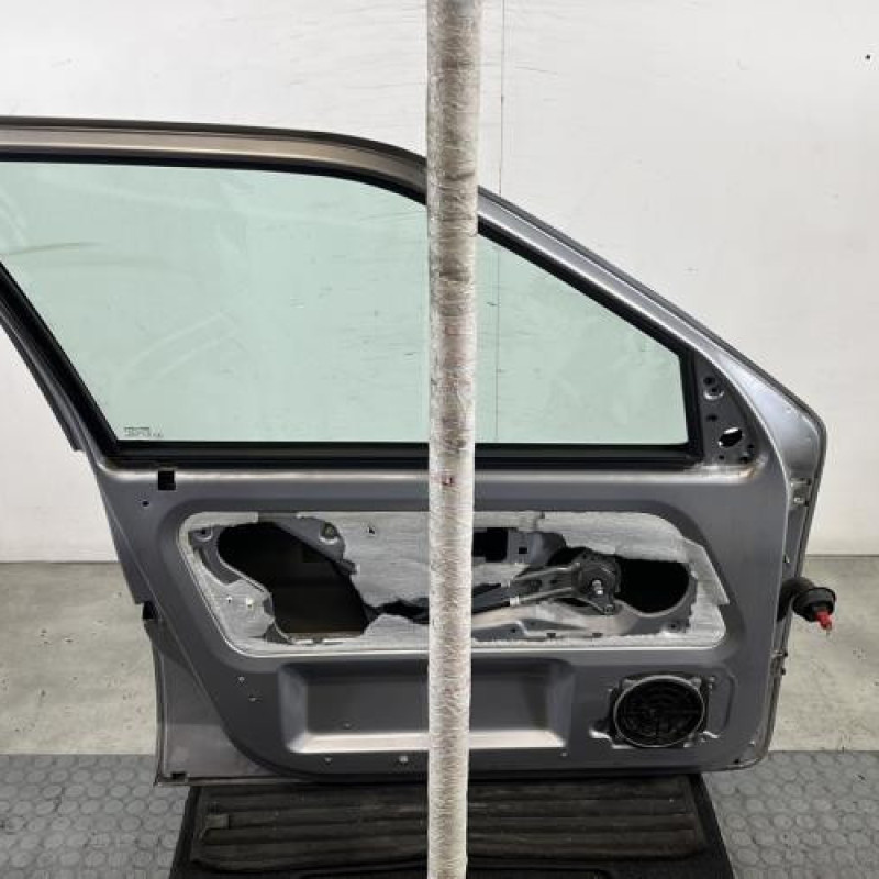 Porte avant gauche PEUGEOT 106 Photo n°4