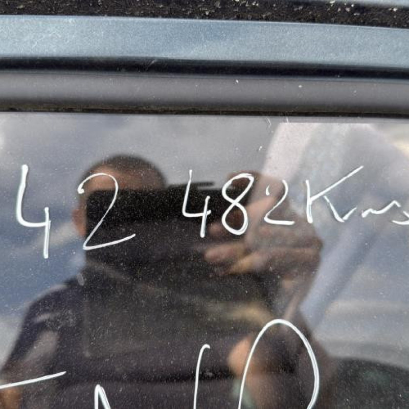 Vitre arriere droit PEUGEOT 205 Photo n°16