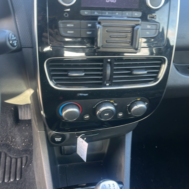 RENAULT CLIO 4 PHASE 2 0.9i - 12V TURBO TCE 90 Photo n°9