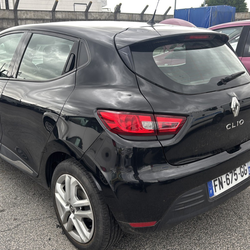 RENAULT CLIO 4 PHASE 2 0.9i - 12V TURBO TCE 90 Photo n°15