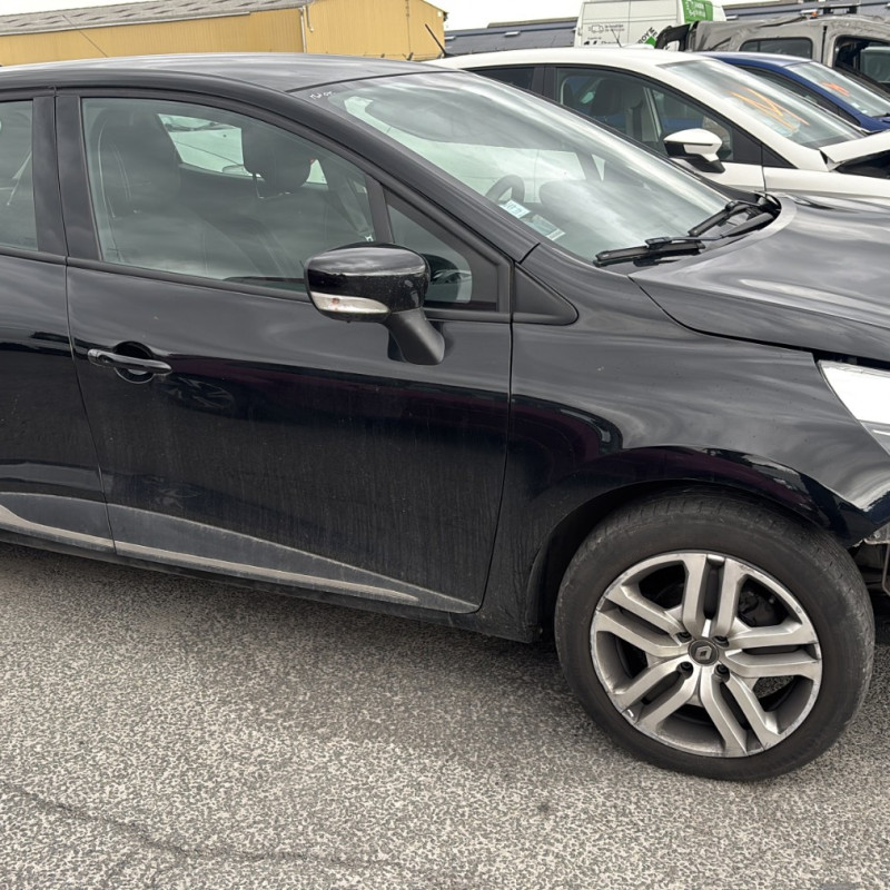 RENAULT CLIO 4 PHASE 2 0.9i - 12V TURBO TCE 90 Photo n°18