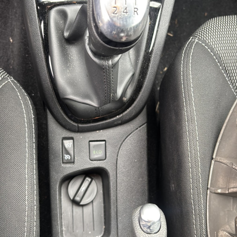 RENAULT CLIO 4 PHASE 2 0.9i - 12V TURBO TCE 90 Photo n°28