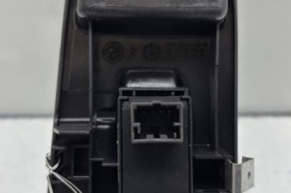 Interrupteur de leve vitre avant droit FIAT GRANDE PUNTO