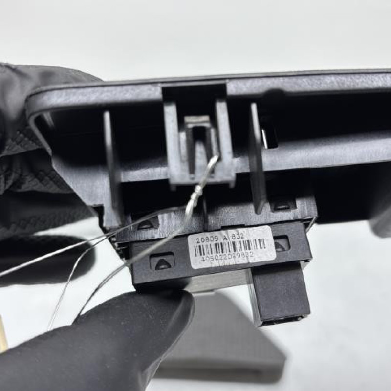 Interrupteur de leve vitre avant droit FIAT GRANDE PUNTO Photo n°6