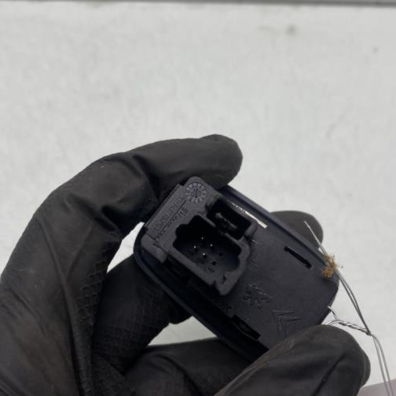 Interrupteur de leve vitre arriere droit CITROEN C5 1 Photo n°3