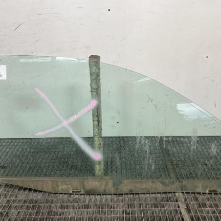 Vitre avant droit VOLKSWAGEN GOLF 4 Photo n°1