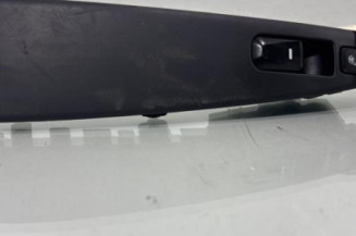 Interrupteur de leve vitre arriere droit HYUNDAI IX 35