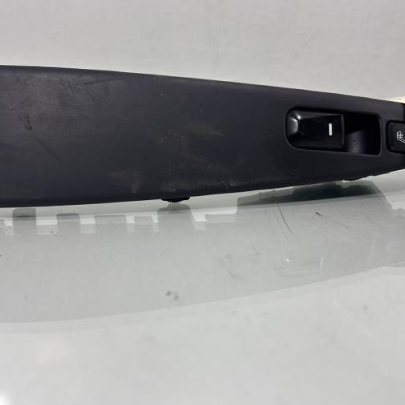Interrupteur de leve vitre arriere droit HYUNDAI IX 35 Photo n°2