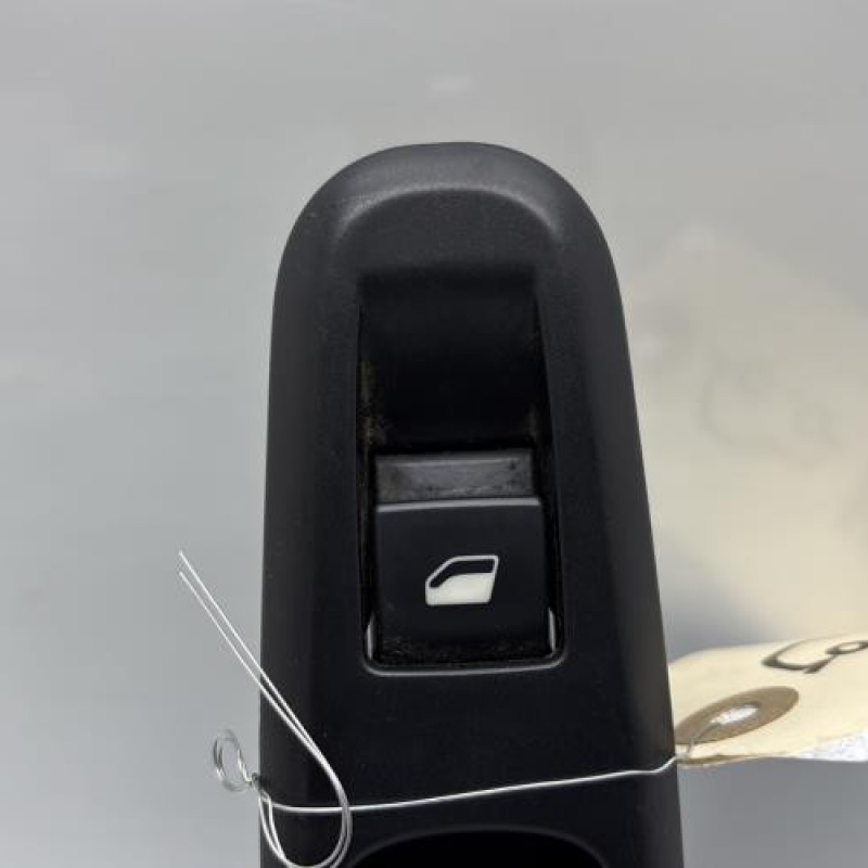 Interrupteur de leve vitre arriere droit CITROEN C4 PICASSO 2 Photo n°2