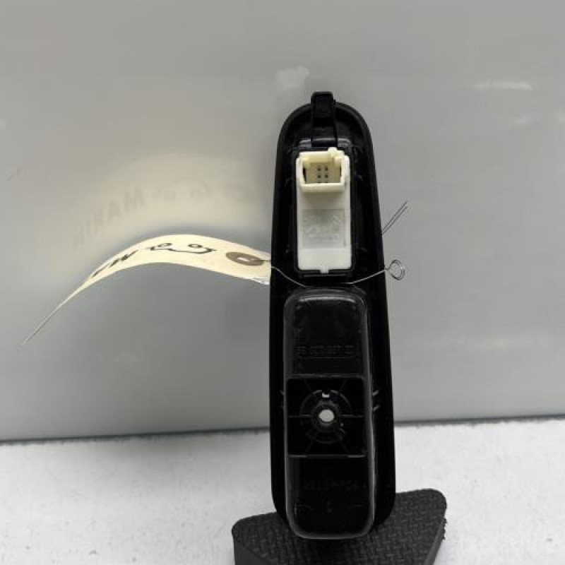 Interrupteur de leve vitre arriere droit CITROEN C4 PICASSO 2 Photo n°4