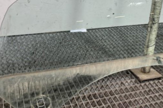 Vitre avant gauche BMW SERIE 1 E88