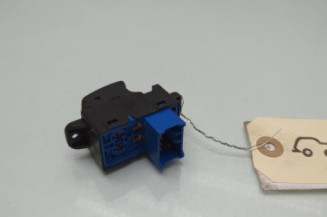 Interrupteur de leve vitre avant droit KIA PICANTO 1