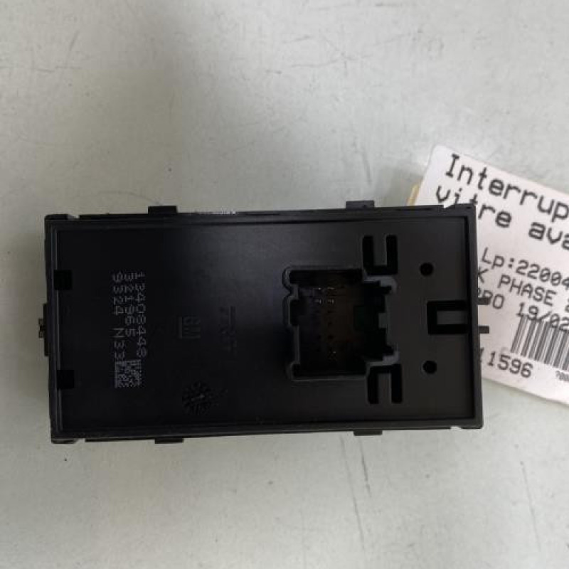 Interrupteur de leve vitre avant droit OPEL ASTRA K Photo n°2