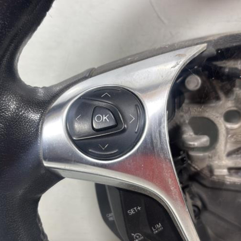 Volant FORD TRANSIT 5 Photo n°3