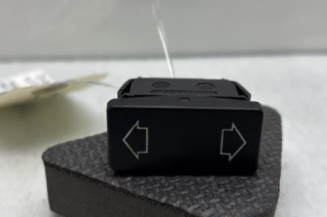 Interrupteur de leve vitre avant droit PEUGEOT 405 Photo n°1