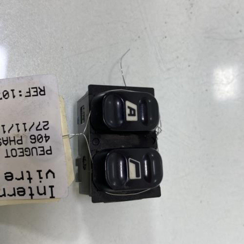 Interrupteur de leve vitre avant gauche PEUGEOT 406 Photo n°1