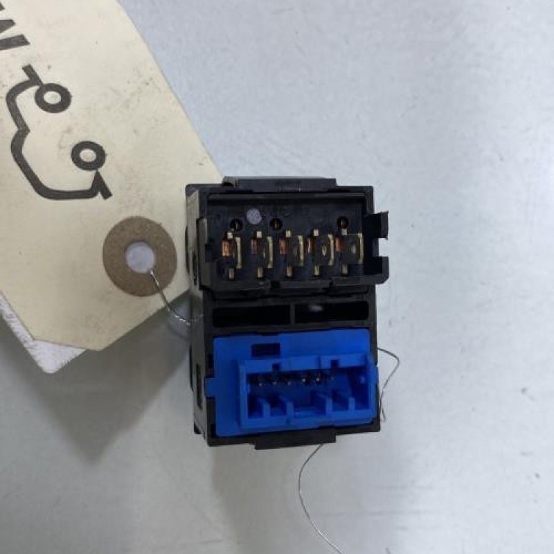 Interrupteur de leve vitre avant gauche PEUGEOT 406 Photo n°2