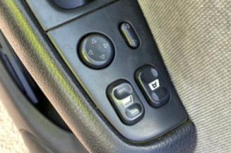 Interrupteur de leve vitre avant gauche PEUGEOT 406