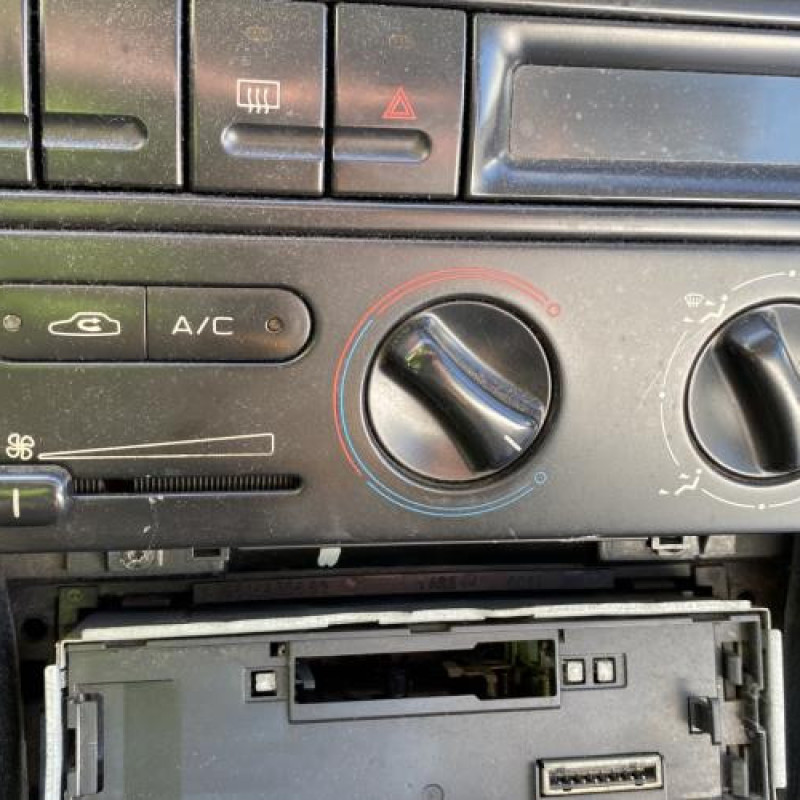 Interrupteur de leve vitre avant gauche PEUGEOT 406 Photo n°19