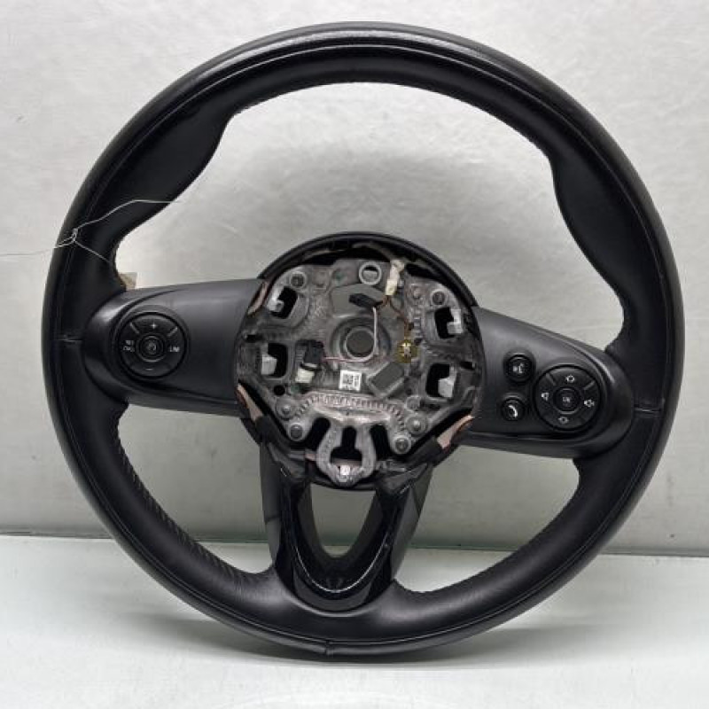 Volant MINI MINI 3 F55 Photo n°1