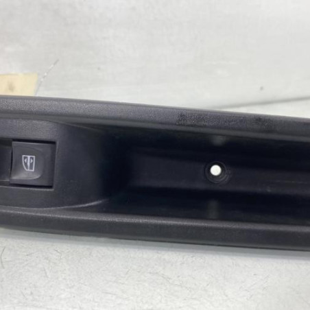 Interrupteur de leve vitre avant droit RENAULT TWINGO 3 Photo n°1