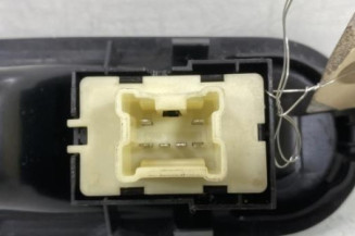 Interrupteur de leve vitre avant droit RENAULT TWINGO 3