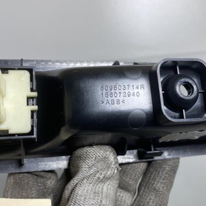 Interrupteur de leve vitre avant droit RENAULT TWINGO 3 Photo n°4