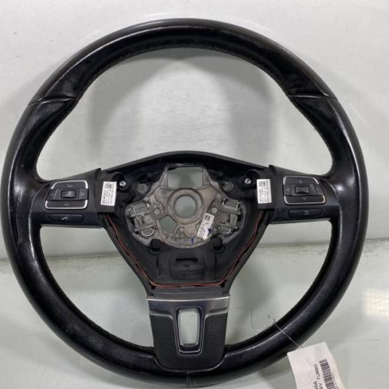 Volant VOLKSWAGEN GOLF 6 Photo n°1