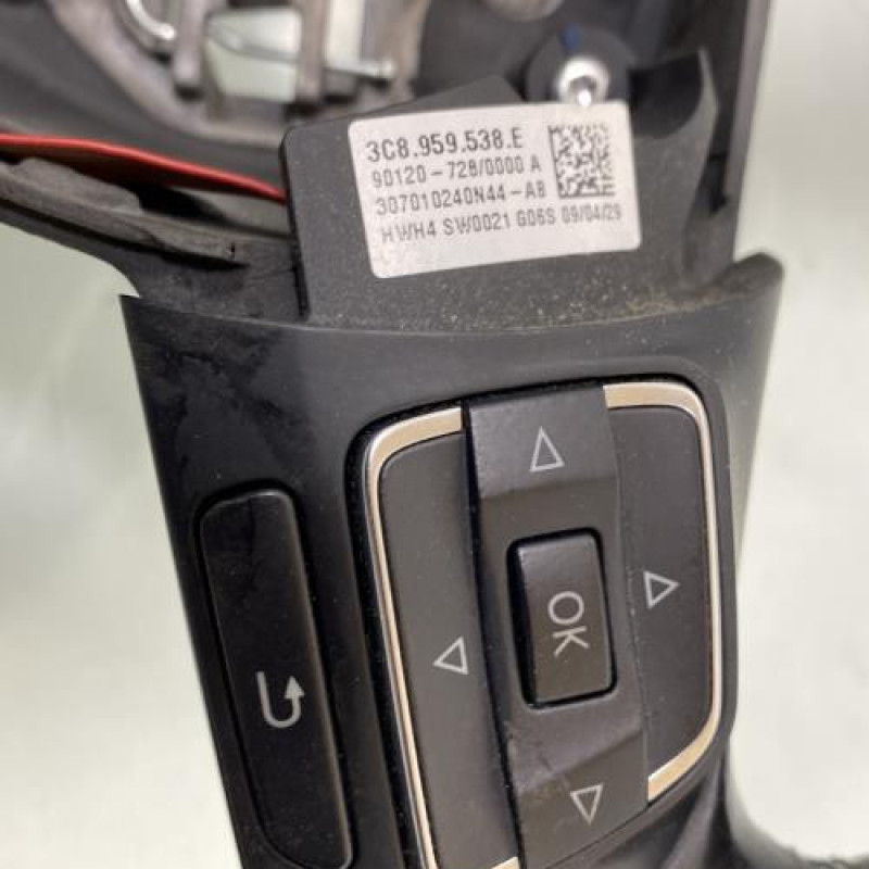 Volant VOLKSWAGEN GOLF 6 Photo n°3