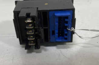 Interrupteur de leve vitre avant gauche PEUGEOT 406