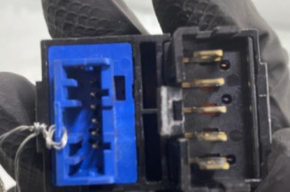 Interrupteur de leve vitre avant gauche PEUGEOT 406