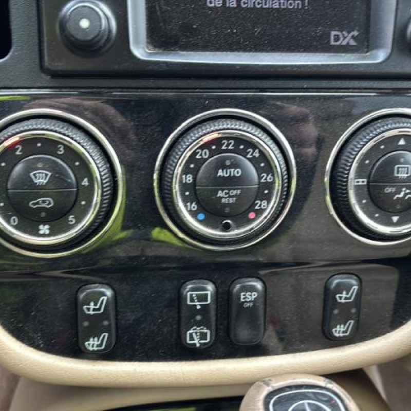 Verin de coffre MERCEDES CLASSE M 163 Photo n°20